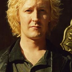 Christian Storms 飾演 Pimp