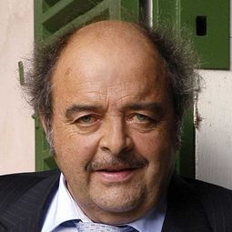 Jacques Villeret 飾演 Bouzin