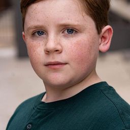 懷特·杭特 - Red One 拯救隊演員 飾演Young Jack