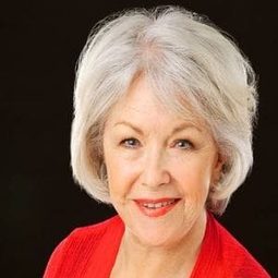 Susan Slatin - 飛往愛的最後登機廣播演員 飾演Jane