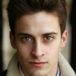 Billy Ashworth 飾演 Rod