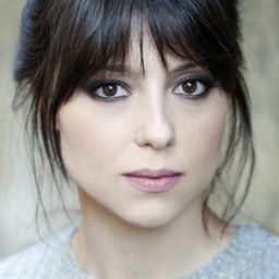 Xhilda Lapardhaja - 我債免我負演員 飾演Candy