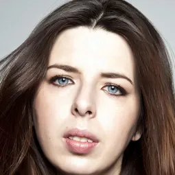 海瑟·瑪塔拉佐 飾演 Lilly Moscovitz