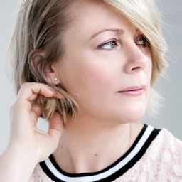 Anie Pascale - 極限：殘殺煉獄演員 飾演Woman Executioner