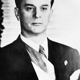 Jacobo Arbenz 飾演 Self (archive footage)