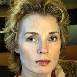 Mimi Craven 飾演 Rachel Trenton