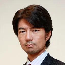 仲村亨 - 怪人二十面相·傳演員 飾演Kogoro Akechi