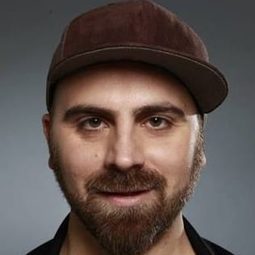 Gaël Mectoob 飾演 Ben