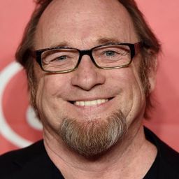 史蒂芬·史提爾斯 飾演 Self