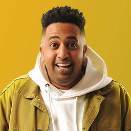 Mohamed Outaka - 藍象 2演員 飾演بواب عمارة فريدة