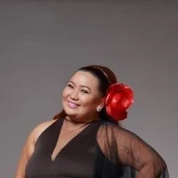 Sarah Pagcaliwagan 飾演 Quiapo Customer