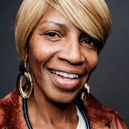 朱蒂·希爾 飾演 Leondria