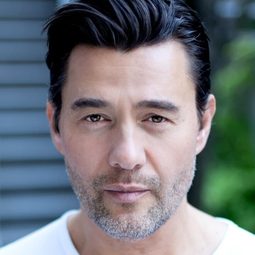 Steve Bacic - My Gal Sunday演員 飾演Claudus Jovanet