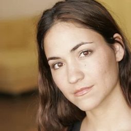 艾美莉卡·楊 飾演 Malibu (Barbie) (voice)