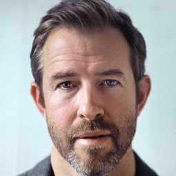 Matthew Alan Taylor - 烈火少女演員 飾演(voice)