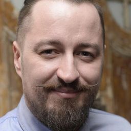 Piotr Kędzierski 飾演 Dwarf (voice)