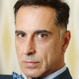 Ermin Bravo 飾演 Bahrija