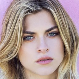 Aurora Moroni 飾演 