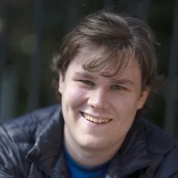 Patrick Moroney - 鯊人魔演員 飾演Beachgoer (uncredited)