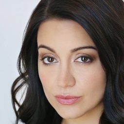 Shanelle Workman 飾演 Maggie (voice)