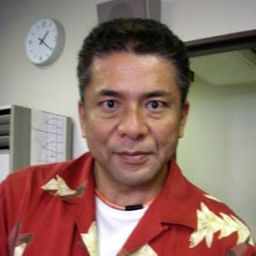 小西博之 飾演 King Arthur