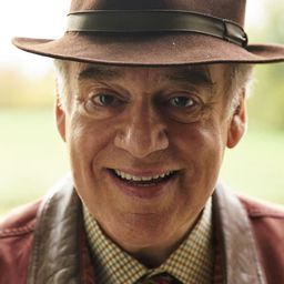 傑佛瑞·麥吉文 - 搖滾變色龍：大衛鮑伊演員 飾演Mr Jones