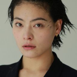 菅原小春 - 海辺へ行く道演員 飾演Meg