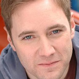 麥可·威廉斯 飾演 Otis