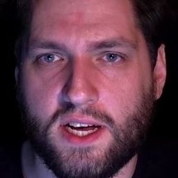 Colin Robertson 飾演 Millienial Woes