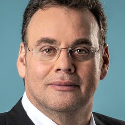 David Faitelson 飾演 Self