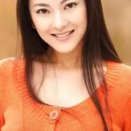 Huang Juan - 盲戰演員 飾演News Anchor