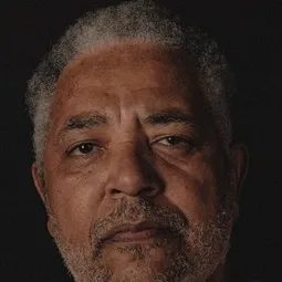 卡洛斯法蘭西斯可 飾演 Pai de Isaura