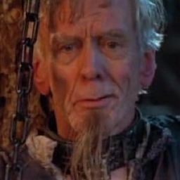 Patrick Smyth 飾演 Quarantine Doctor