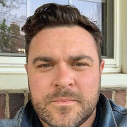 Danny Schoch - 完美監護演員 飾演Berkshire Oaks Security Guard Gerry