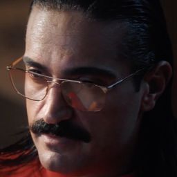 Aytac Anhan 飾演 Self - Haftbefehl's Older Brother