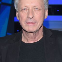 Paweł Wawrzecki - 生命的漩渦演員 飾演Paweł