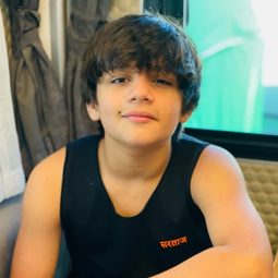 沙塔吉·卡卡爾 飾演 Ishpreet Kohli