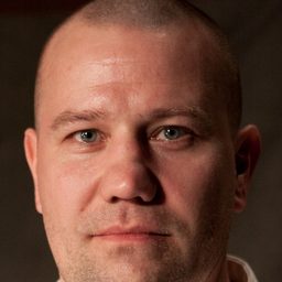 Kim Sørensen - Uro演員 飾演Anders