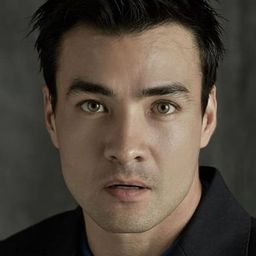 Boriboon Junreurng 飾演 John