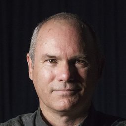 Robert Bockstael 飾演 Michael Garfield