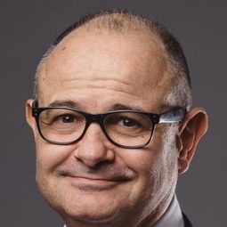 Riccardo Magherini - To Want to Fly演員 飾演cliente nel negozio di loredana