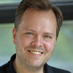 Andreas Dubois 飾演 Drive In-Fahrer