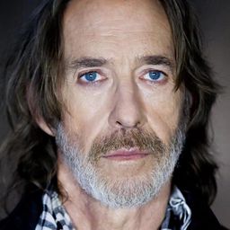 喬納森·皮納爾 飾演 RSA Scout