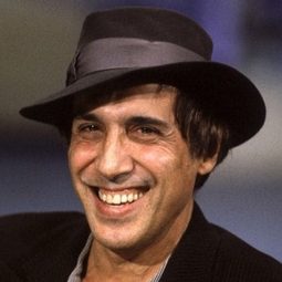 Adriano Celentano - Grand Hotel Excelsior演員 飾演Taddeus
