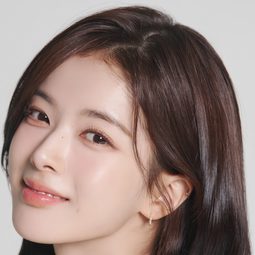 盧正義 - 烏有之地演員 飾演Han Su-na