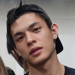邱以太 - 山忌 黃衣小飛俠演員 飾演