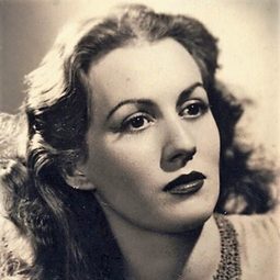 Margarita Alexandre 飾演 Ginette