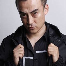 Li Kun 飾演 