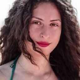 娜達·艾拉非 飾演 Warda