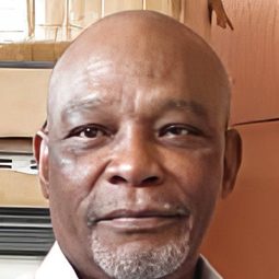 Nobert Young - 復仇黑名單演員 飾演Mr. Craig